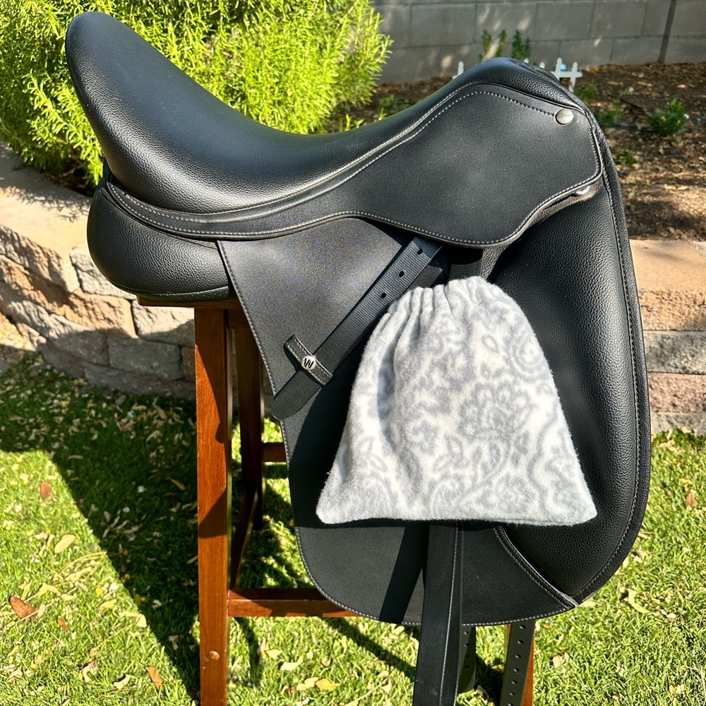 Gray Paisley stirrup covers